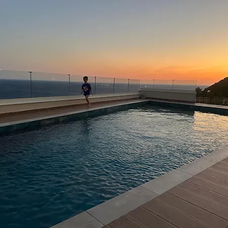 Villa Palasea Palasë